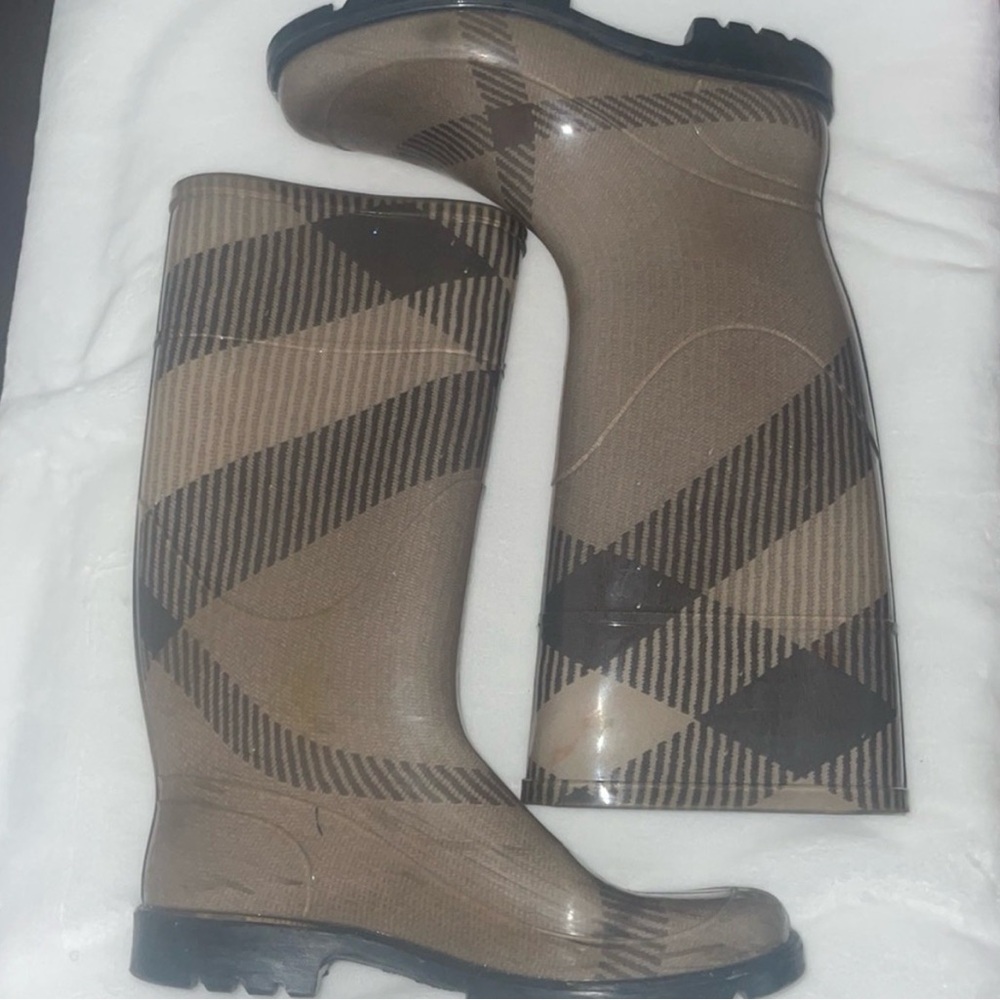 Burberry Brown Check Rain Boots - Picture 3 of 3